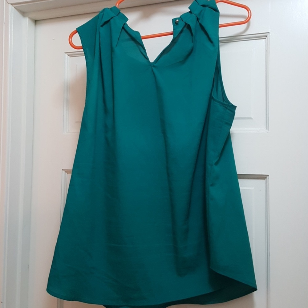 Blouse - Picture 2 of 2
